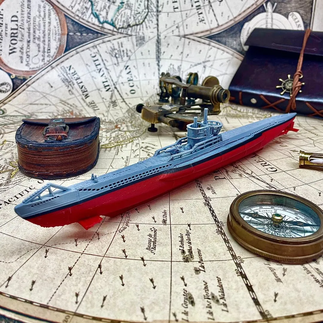 2-Pack Uboat   RMS Lusitania Model Ship 1 Ft Long By TitanicToyCo - Assembled Titanic Toys For Kids, Historically Accurate Titanic Toy, Titanic Ship, Titanic Cake Topper, Titanic Figurine, with Mini Torpedoes