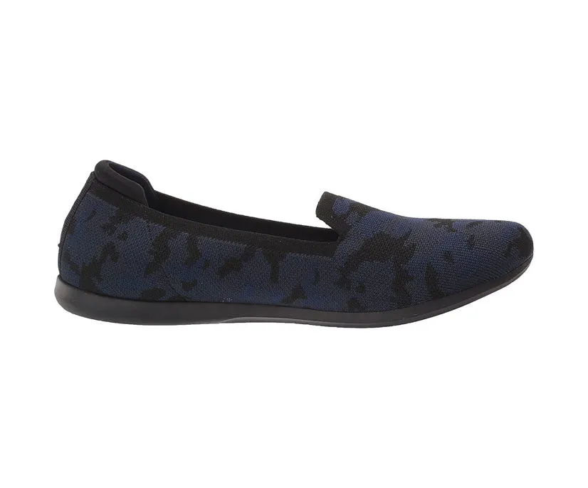 Clarks Women's Carly Dream Navy Camo