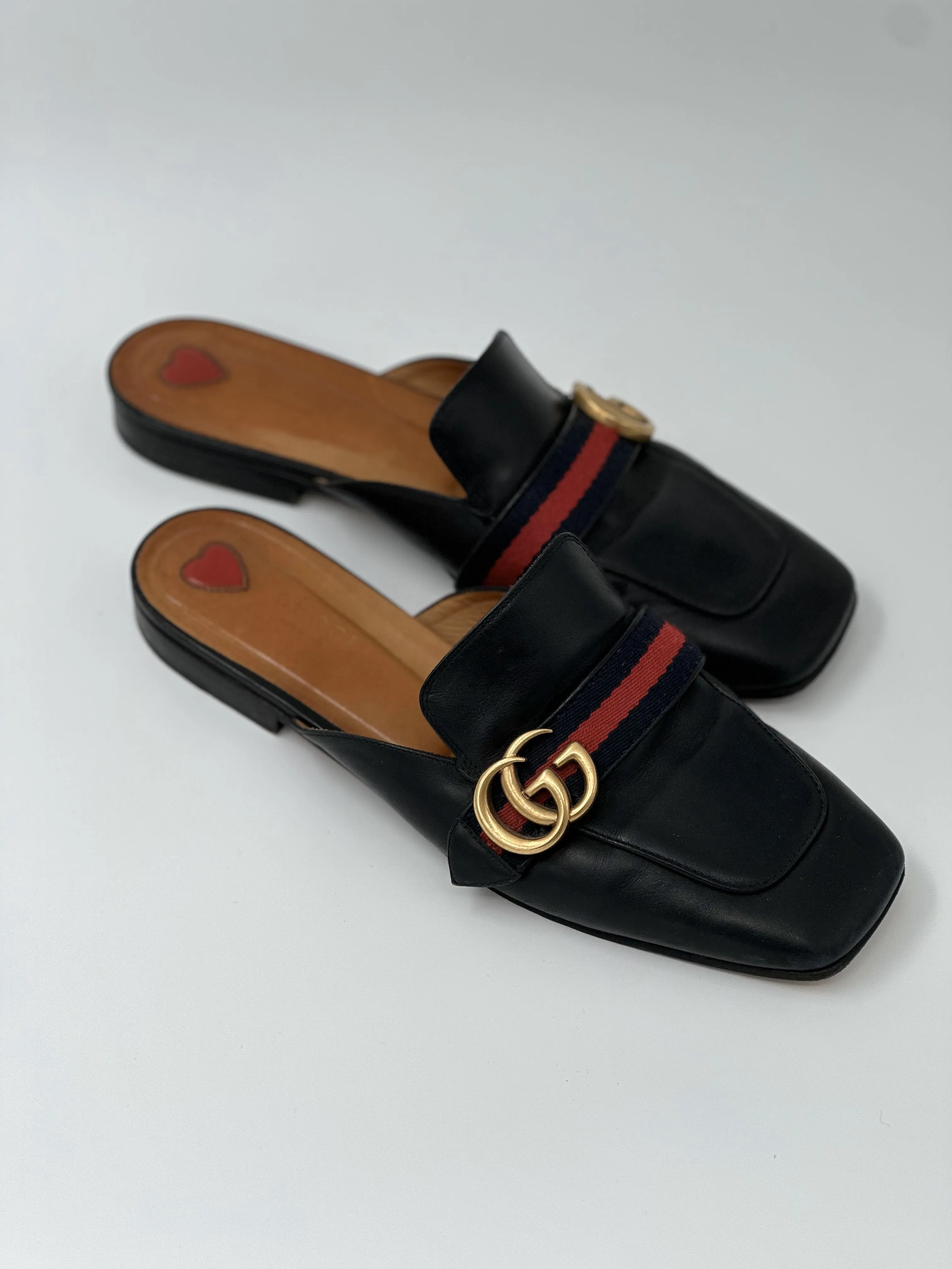 GUCCI Black Slip-On Mules