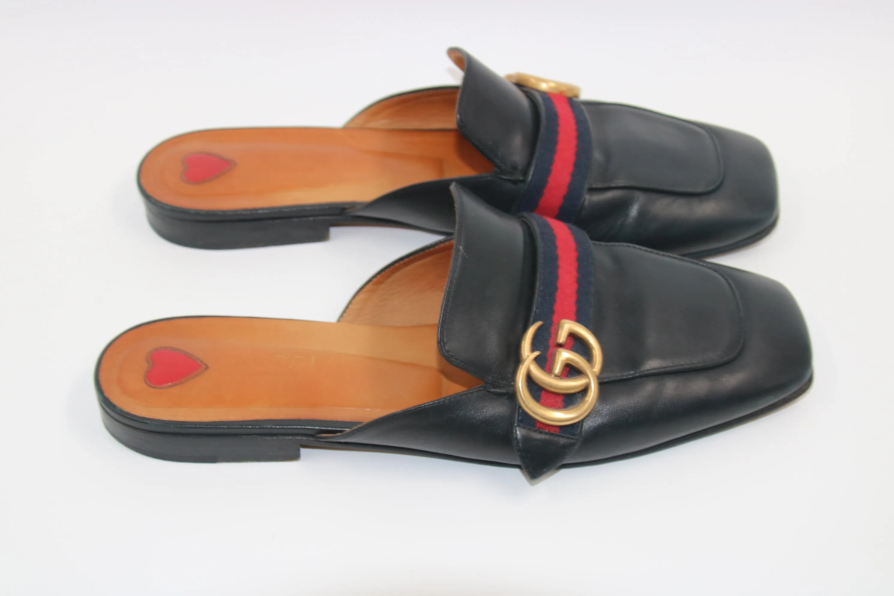 GUCCI Black Slip-On Mules