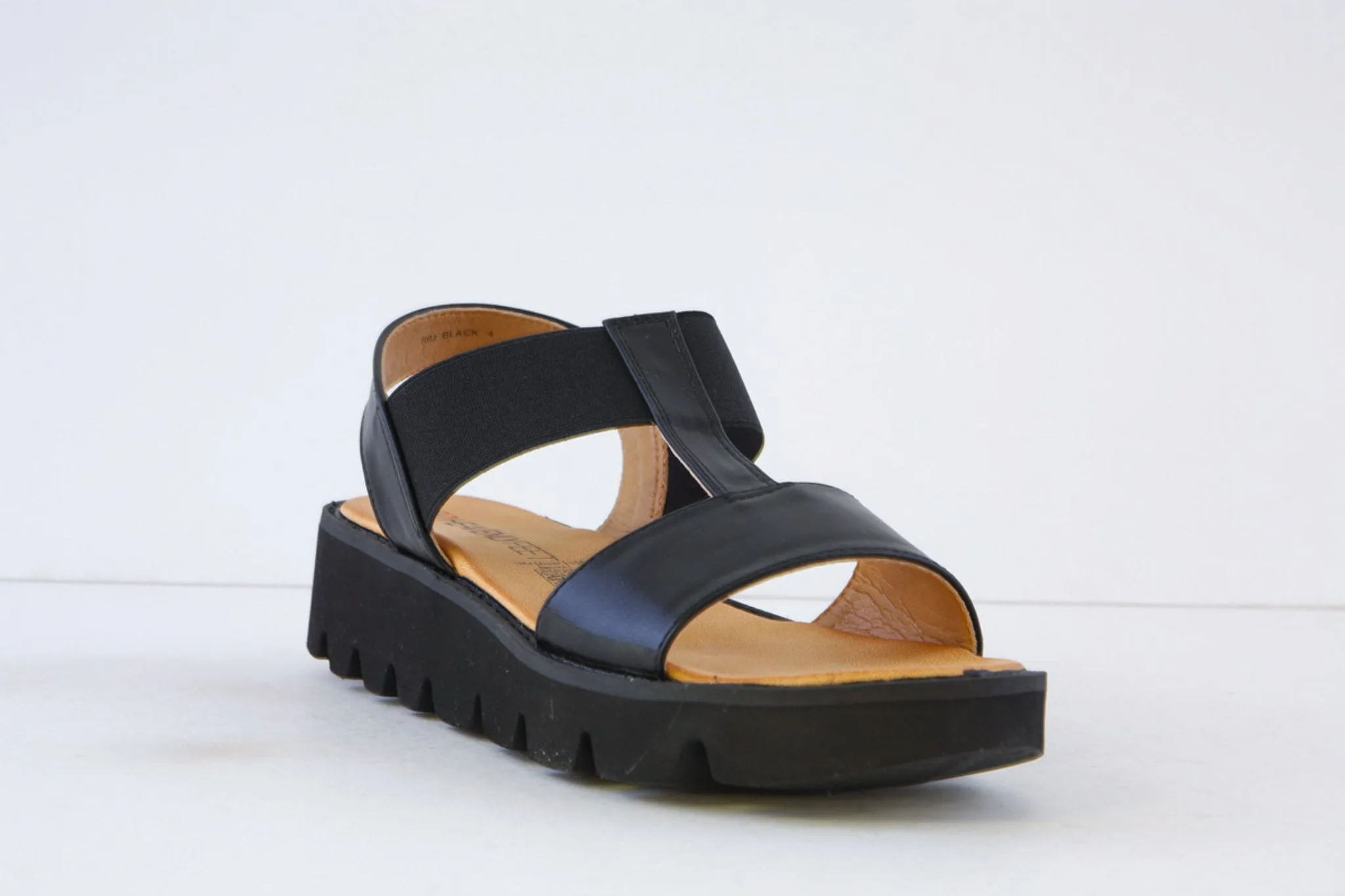 HEAVENLY FEET - RITZ A CHUNKY FLAT SANDAL - BLACK