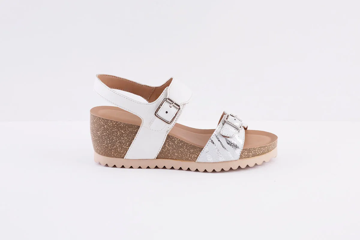 LOTUS - BRYNLEE WEDGE BUCKLE FASHION SANDAL - WHITE PRINT