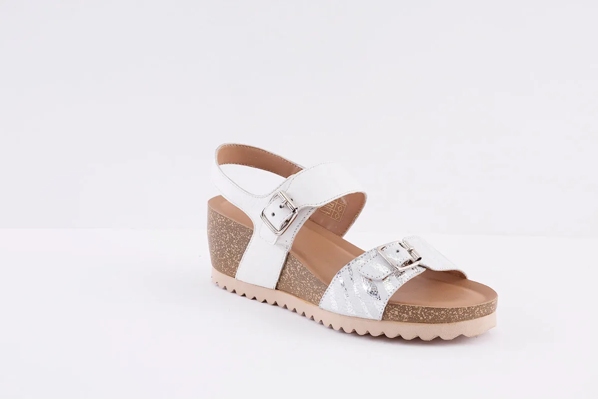 LOTUS - BRYNLEE WEDGE BUCKLE FASHION SANDAL - WHITE PRINT