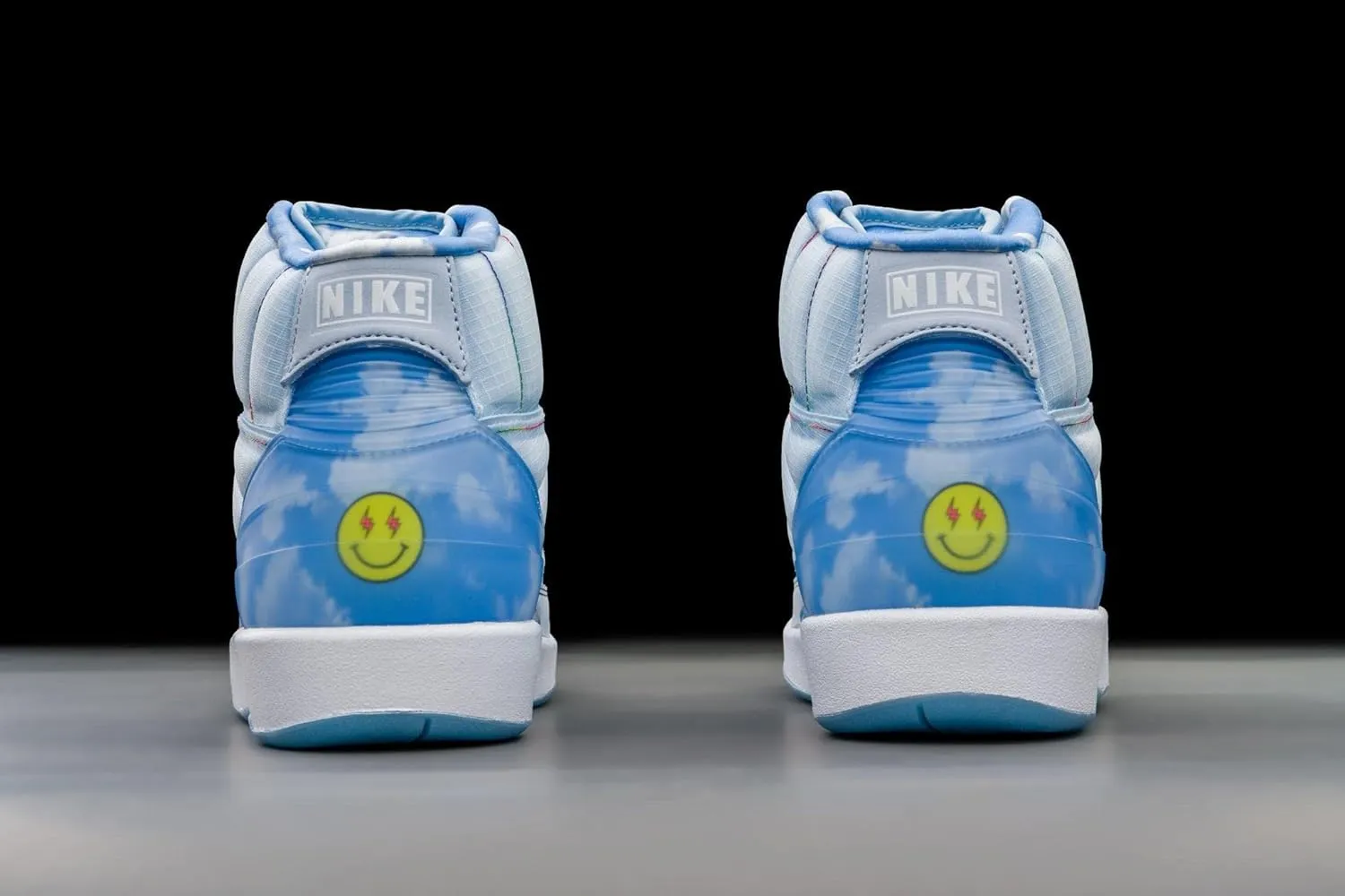 Nike mens Classic