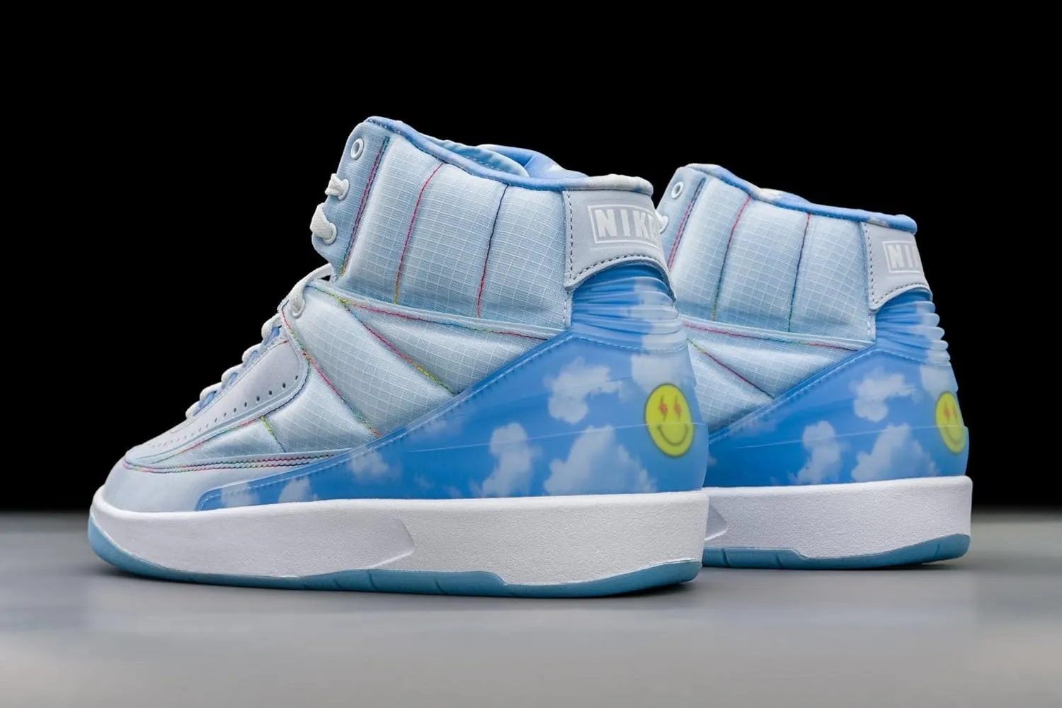 Nike mens Classic