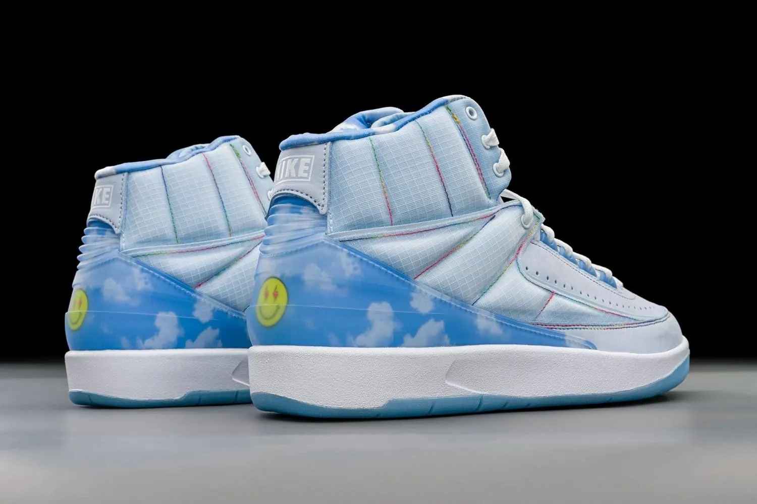 Nike mens Classic