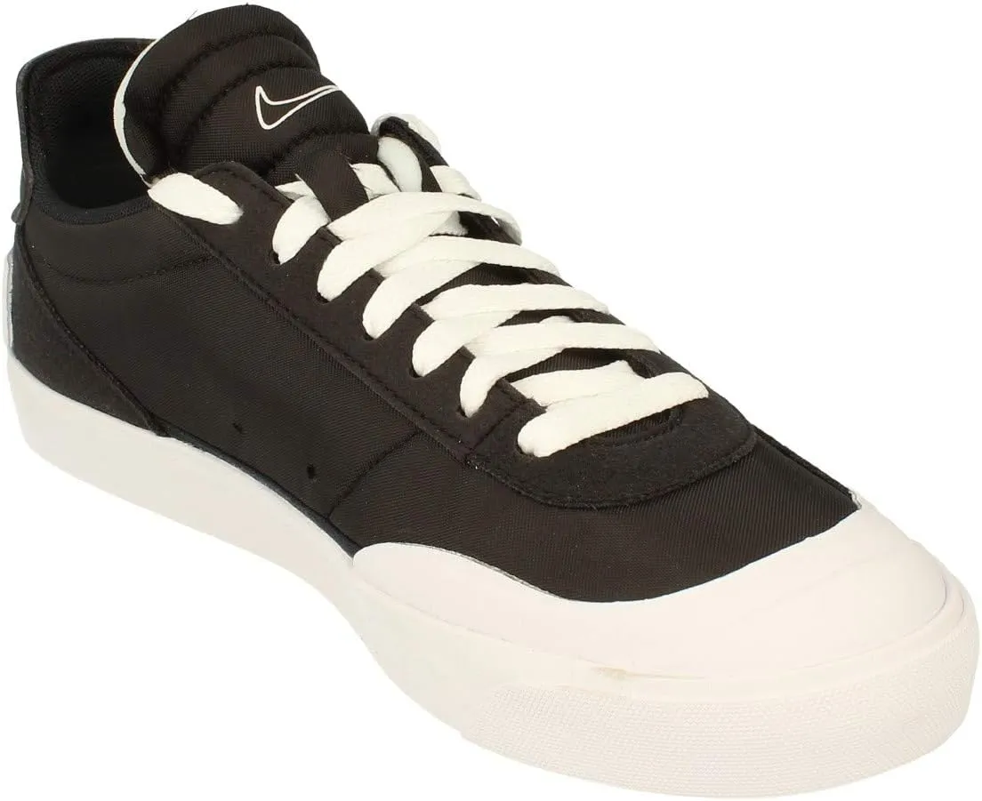 NIKE Men's Tennis Shoe