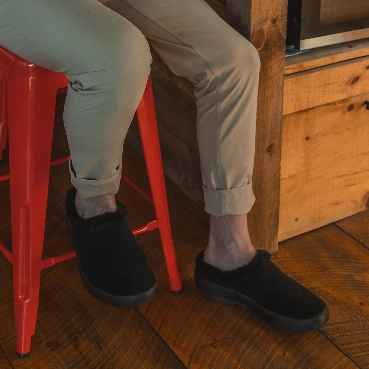 OOFOS OOcoozie Recovery Mule - Men’s