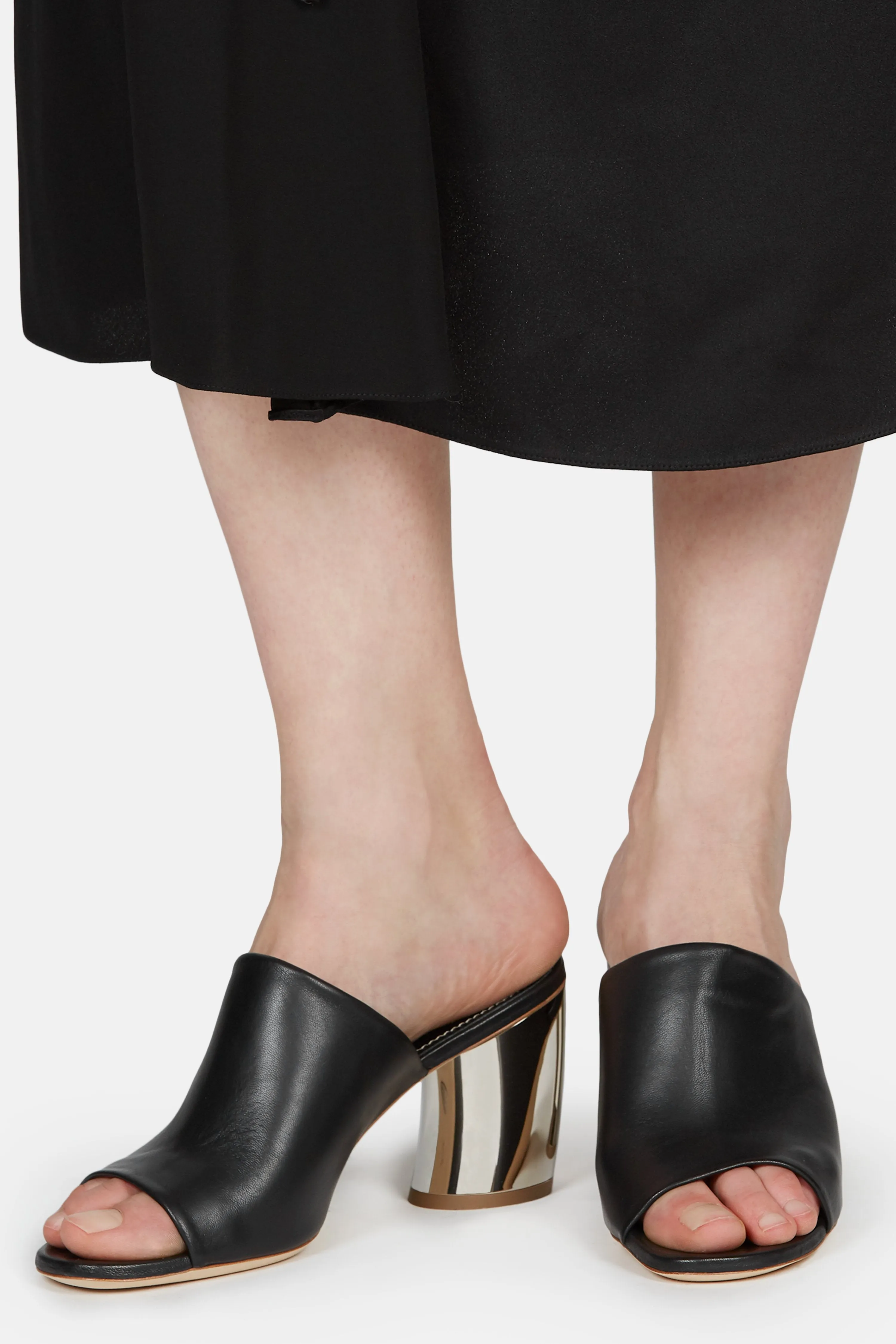 Open Back Heeled Mule - Black