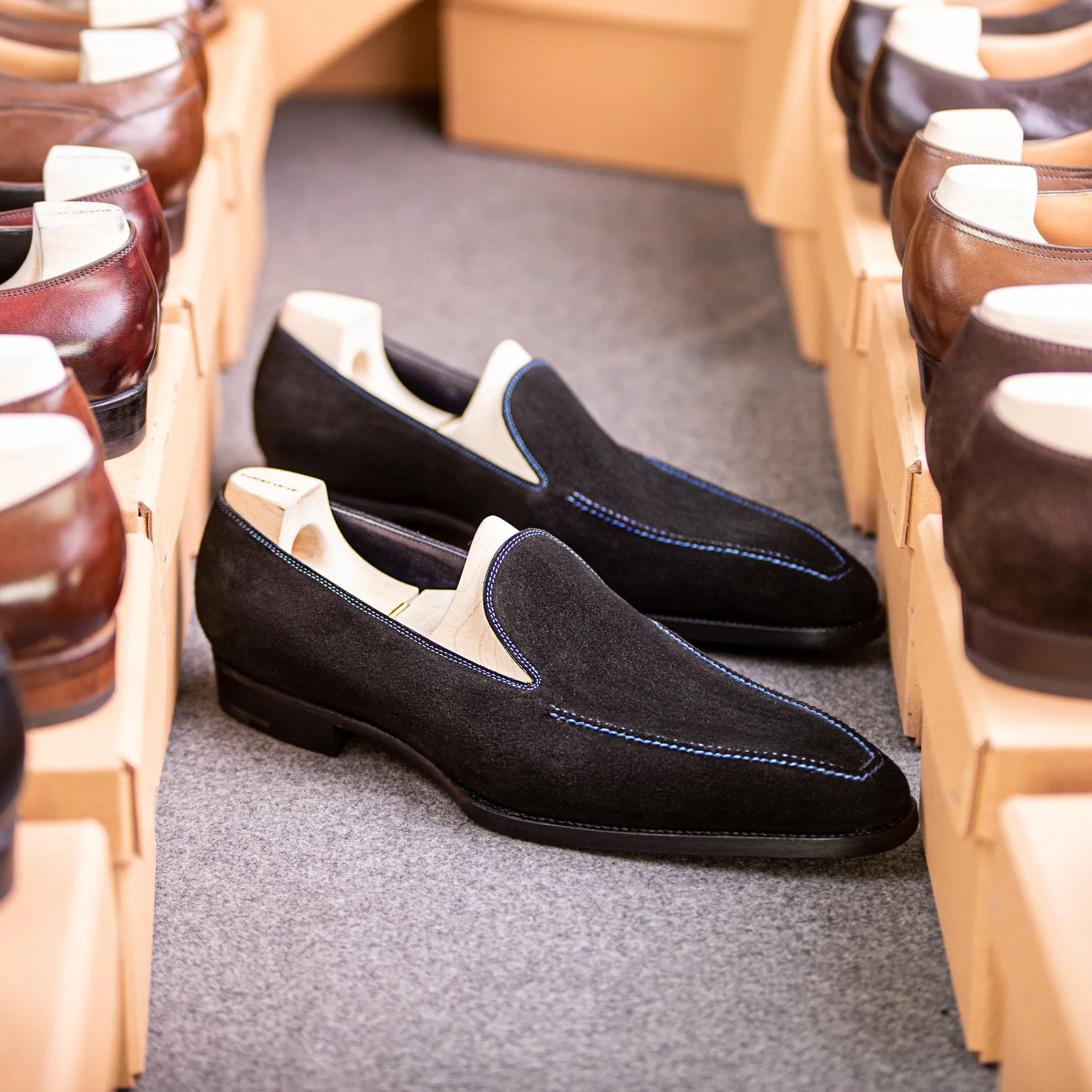 Plain Loafer with apron