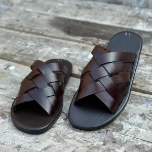 THE NEW CRISS CROSS - 2497