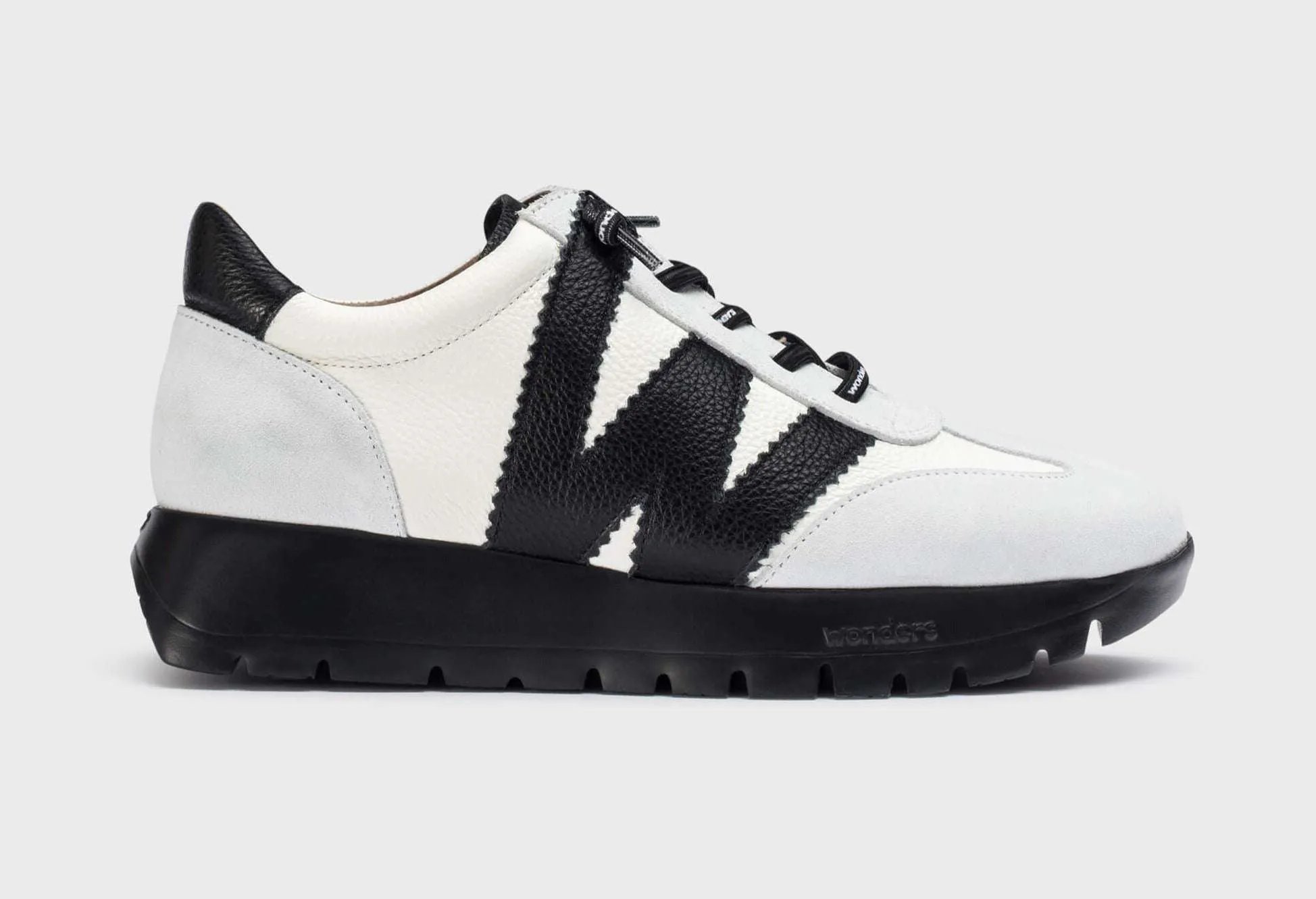 Wonders A2476BLAN- Trainer
